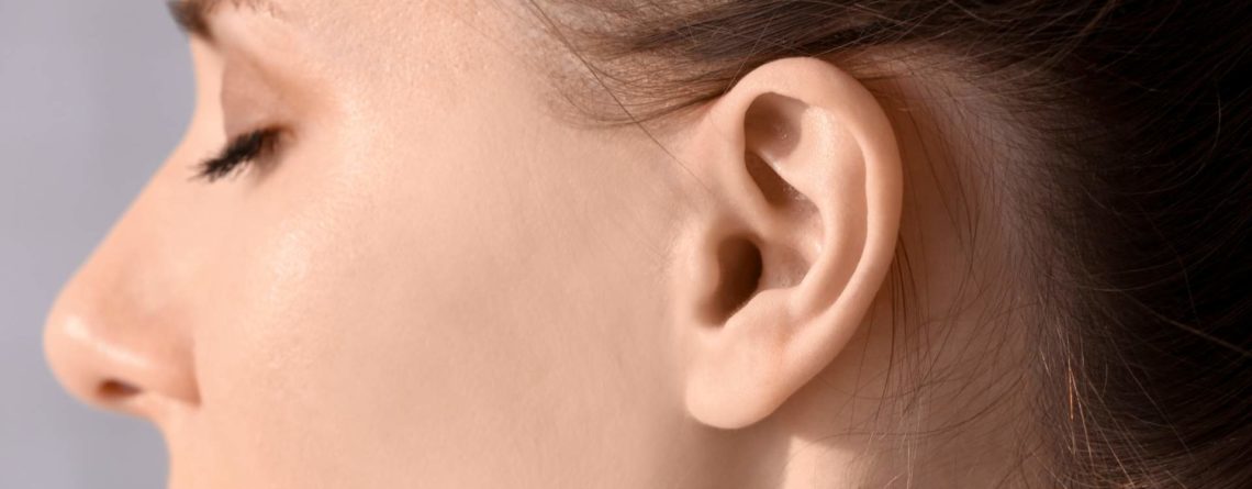 prótesis auditiva